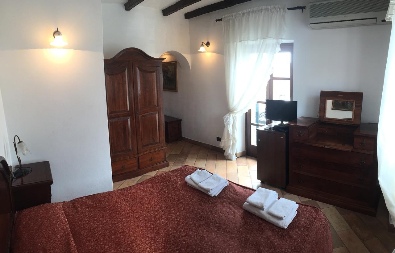 Il Portico Hotell Carrosio Exteriör bild